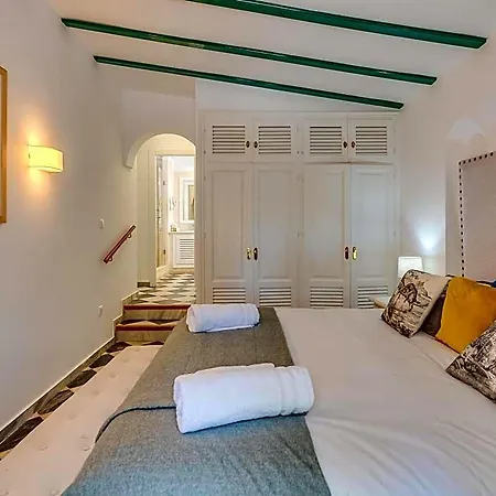Puerto Banus Dreamed Monelos 4* Marbella